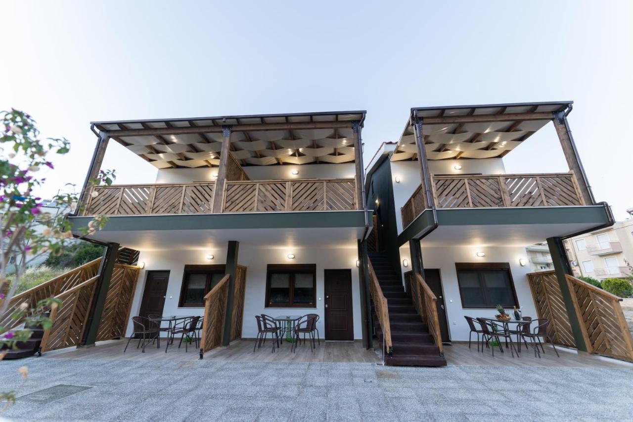 Mad'S Villas Nea Peramos  Ngoại thất bức ảnh