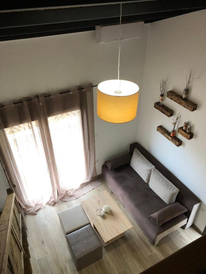 Mad'S Villas Nea Peramos  Ngoại thất bức ảnh