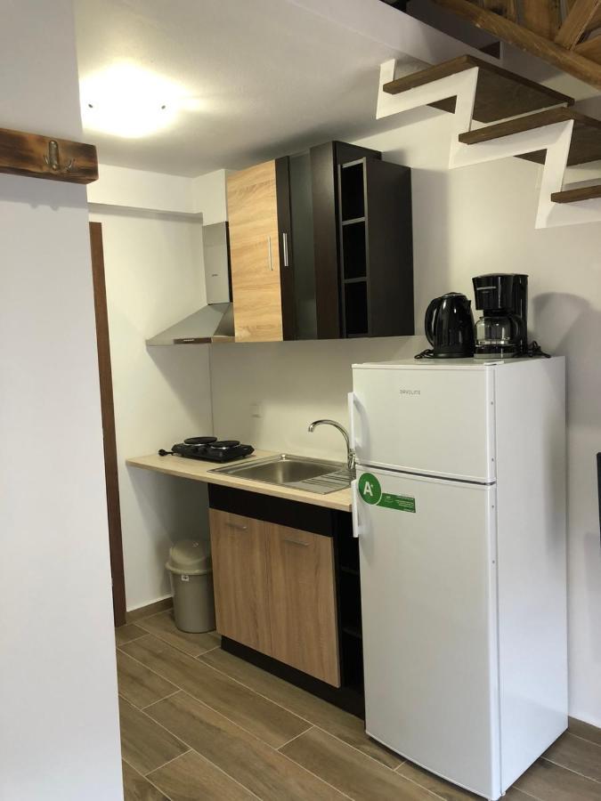 Mad'S Villas Nea Peramos  Ngoại thất bức ảnh