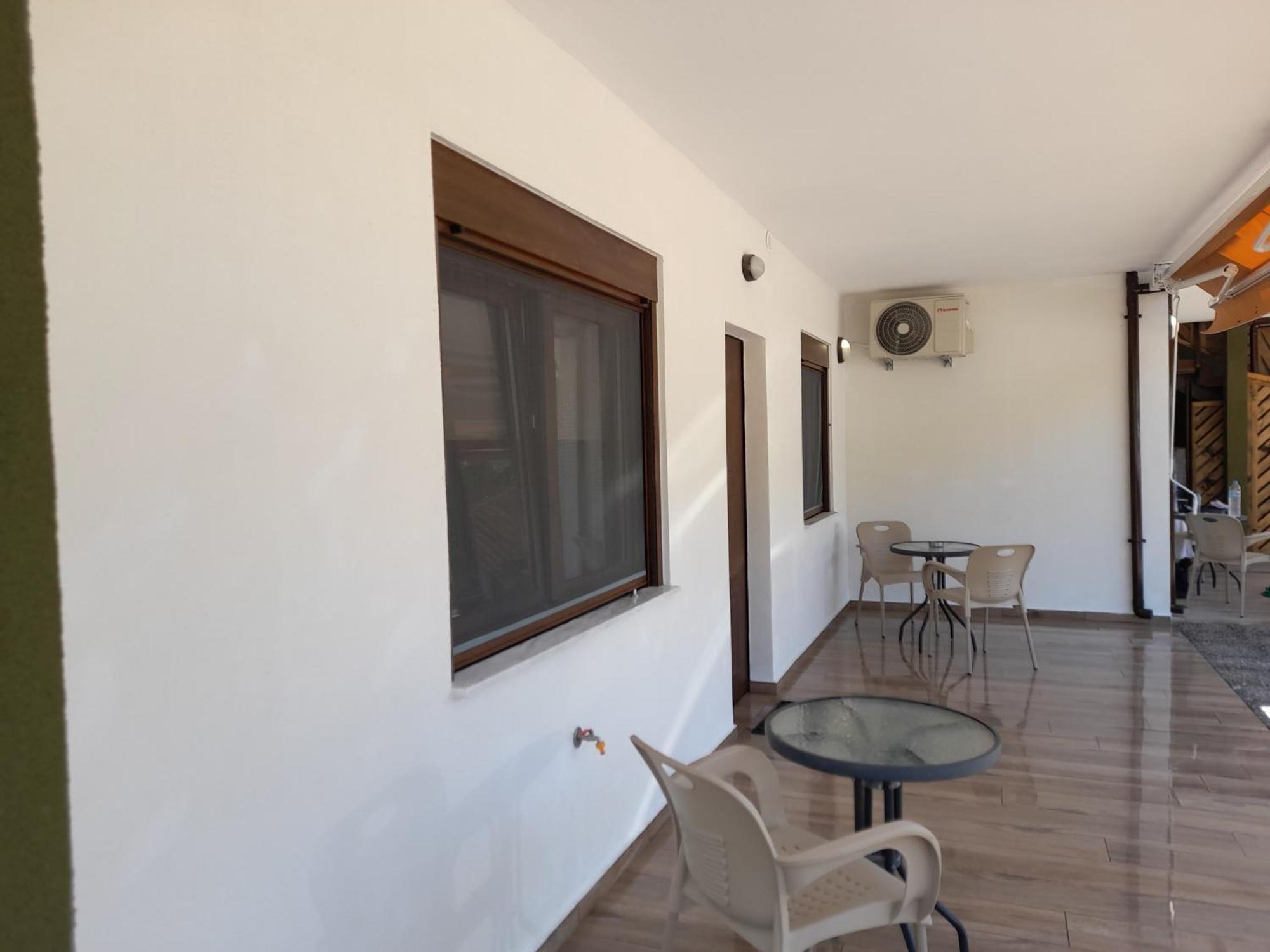 Mad'S Villas Nea Peramos  Phòng bức ảnh