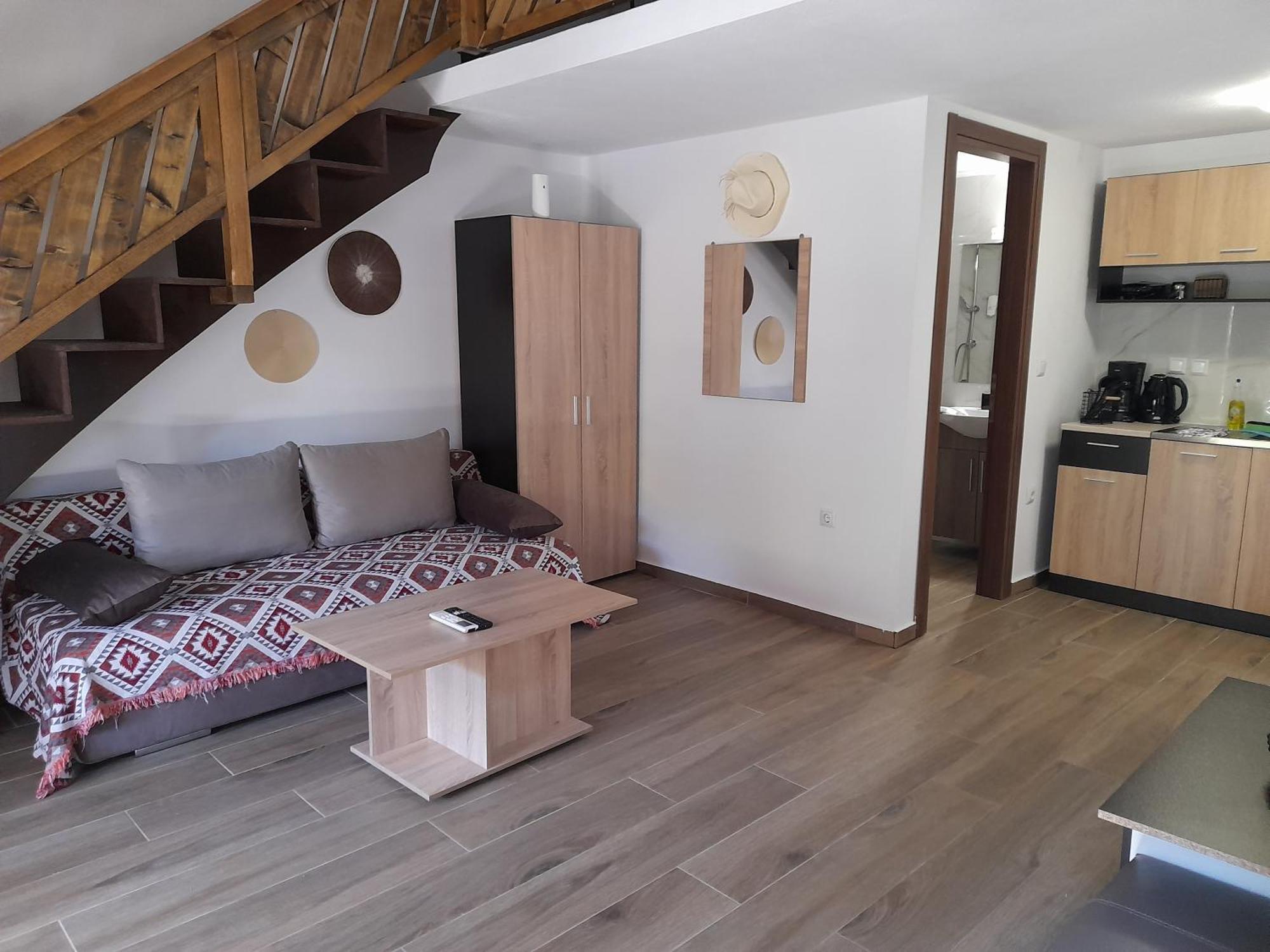 Mad'S Villas Nea Peramos  Phòng bức ảnh