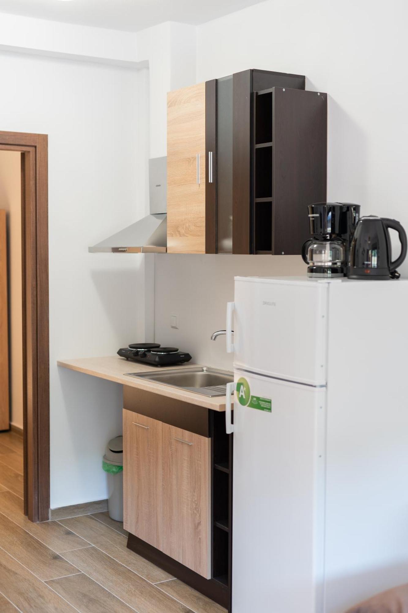Mad'S Villas Nea Peramos  Phòng bức ảnh